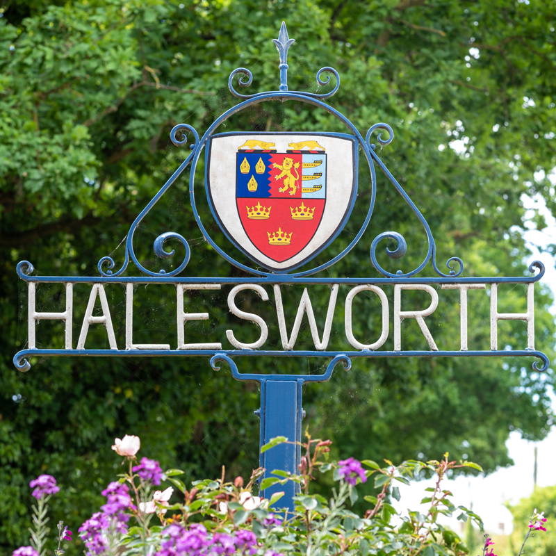 Worlingham Village sign 